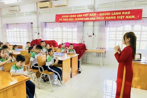 Phụ huynh học sinh lưu ý về tuyển sinh đầu cấp năm học 2025 - 2026