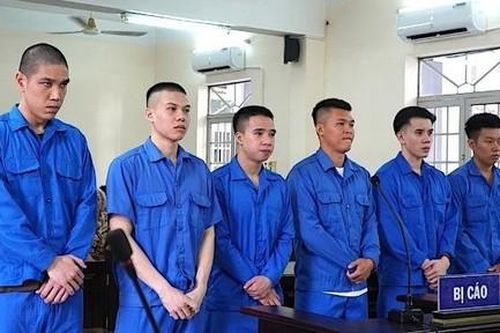 Hoãn xét xử nhóm cựu cầu thủ bóng đá dàn xếp tỷ số để bán độ