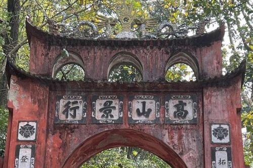 Đồng bào một mối 'Cao Sơn Cảnh Hành'