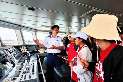 Quảng Nam: Giáo dục học sinh về biển đảo quê hương