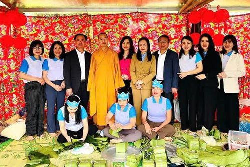 Hà Tĩnh: gói 1.200 bánh chưng, bánh dày dâng Quốc Tổ Hùng Vương