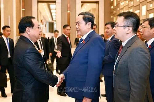Chủ tịch Quốc hội gặp lãnh đạo các nước Nga, Ấn Độ và Lào