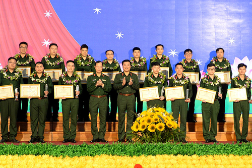 Khơi sức trẻ, xung kích vào nhiệm vụ khó