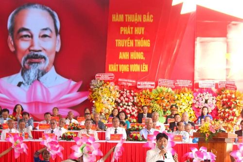 Kỷ niệm 50 năm Ngày Giải phóng Hàm Thuận