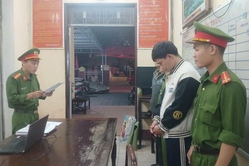 Bắt 'đạo chích' cạy cốp xe máy lấy trộm hơn 52 triệu đồng