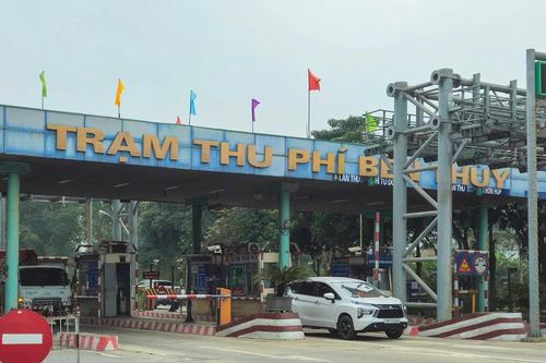 Nghệ An đề nghị Bộ Xây dựng giảm giá vé trạm Bến Thủy 1