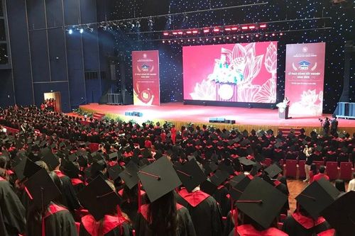 Gần 80% sinh viên Trường ĐH Ngoại thương tốt nghiệp đạt loại giỏi, xuất sắc