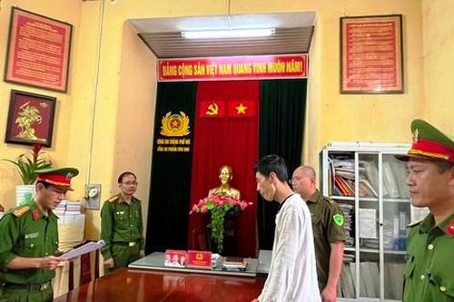 Bắt đối tượng trộm xe máy của người cha đưa con đi cấp cứu
