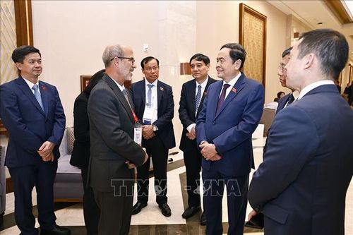 Chủ tịch Quốc hội tiếp Chủ nhiệm Ủy ban Đối ngoại của Quốc hội Cuba