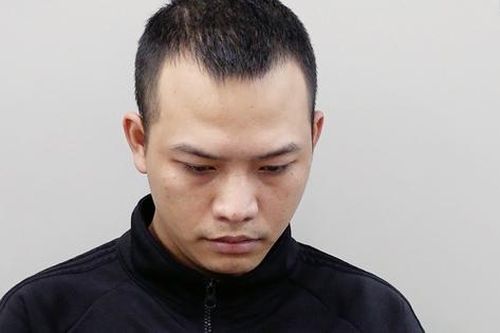 Khởi tố nam thanh niên đi xe máy tông CSGT rồi bỏ chạy