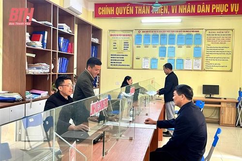 Hướng tới sự hài lòng của người dân