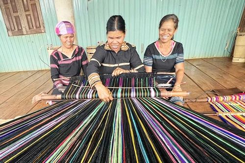 Nỗ lực phục hồi nghề truyền thống