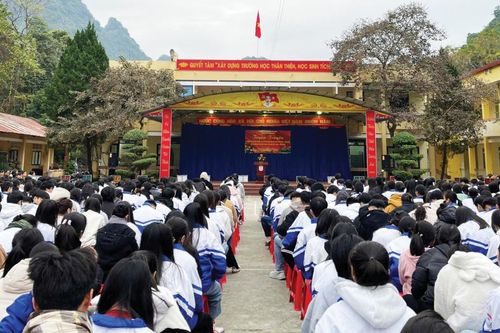 Tiếp lửa truyền thống cho thế hệ trẻ