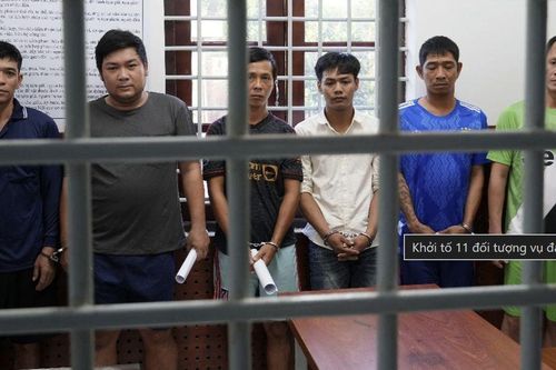 Nhóm đối tượng đánh nhau từ ngoài đường đến bệnh viện bị khởi tố