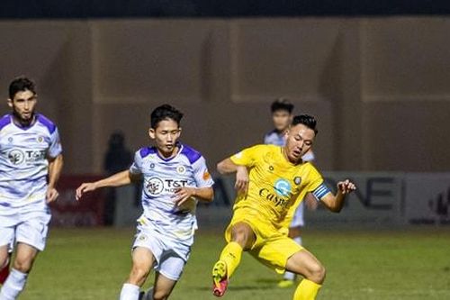 Duy Mạnh tỏa sáng, Hà Nội FC giành trọn 3 điểm trước Đông Á Thanh Hóa