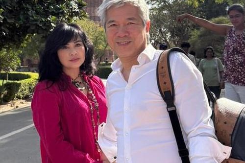 Diva Thanh Lam 'xả' kho ảnh 'hộ tống' ông xã đi công tác khiến fan ngưỡng mộ