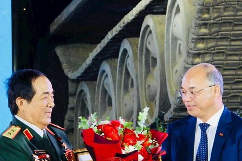 Cảm xúc của người lái chiếc xe tăng trên tượng đài chiến thắng Buôn Ma Thuột
