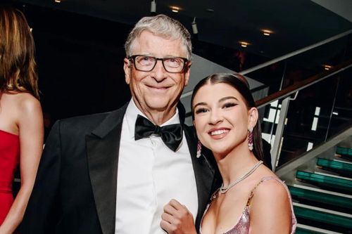 Con gái Bill Gates áp lực khi là 'con ông cháu cha'