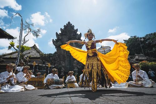 Bali cấm du khách 'đang trong thời kỳ kinh nguyệt' vào đền thờ