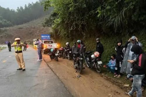 Quảng Ngãi: xử phạt 102 triệu đồng nhóm thanh, thiếu niên gây mất trật tự an toàn giao thông