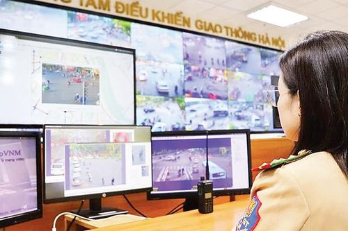Khắc phục bất cập biển báo giao thông