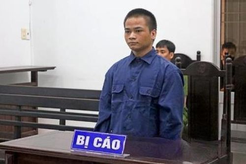Xộ khám vì xúi bạn chém người