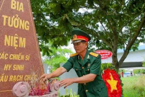50 năm non sông liền một dải - Bài 1: Ngày về thống nhất