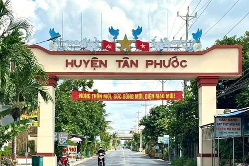 Tiền Giang: Ai nâng cấp tuyến đường cụm dân cư xã Tân Hòa Đông?