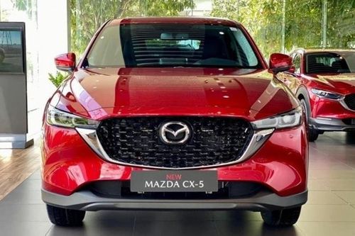 Mazda CX-5 giảm giá sâu tại Việt Nam, ngang xe hạng B
