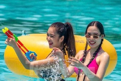 Du khách đổ về Hội An, Đà Nẵng dịp lễ giỗ Tổ Hùng Vương