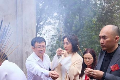 Lý Hùng, Thu Trang - Tiến Luật về Phú Thọ giỗ tổ Hùng Vương