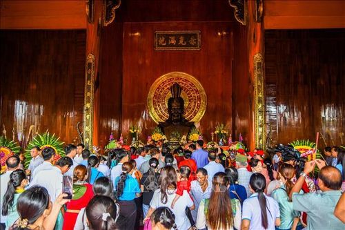 Người dân Cà Mau hướng về Giỗ Tổ Hùng Vương