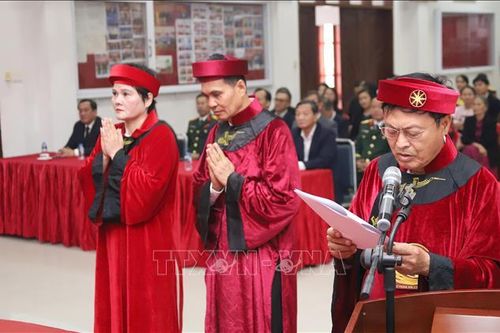 Cộng đồng người Việt tại Lào tưởng nhớ công đức tổ tiên