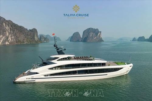 Tàu du lịch phải trả lại tiền cho khách do cung cấp dịch vụ không đúng cam kết