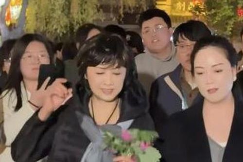 Vẻ ngoài khó tin của nữ vương 'Tây du ký' ở tuổi 73