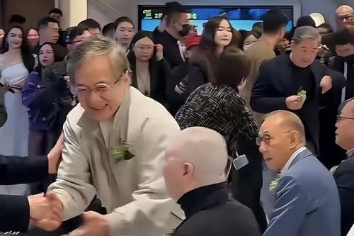 Không nhận ra Thành Long