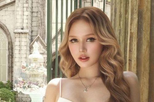 Phản ứng của Gil Lê khi thấy Xoài Non diện đồ gợi cảm