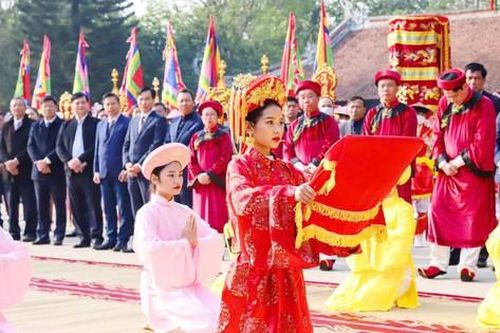 Biểu tượng mẫu hệ trong huyền sử thời Hùng Vương