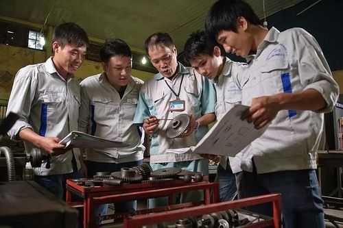 1,35 triệu thanh niên đang 'ngủ' cần có giấc mơ vươn mình
