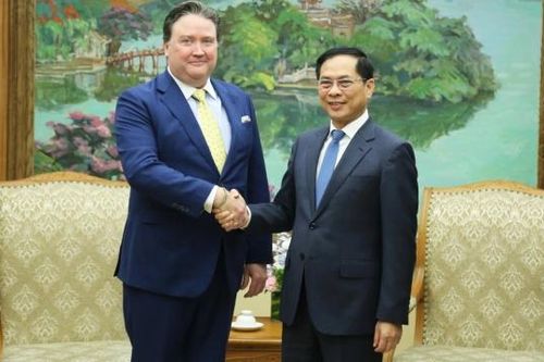 Tổng Bí thư Tô Lâm là lãnh đạo nước ngoài đầu tiên điện đàm với Tổng thống Donald Trump sau tuyên bố áp thuế