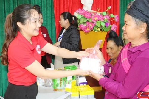 Chăm sóc người cao tuổi sống vui, sống khỏe, sống hạnh phúc