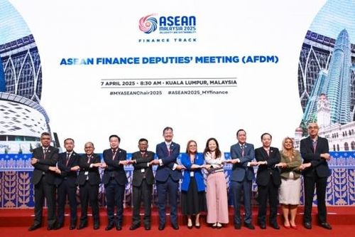 Việt Nam tiếp tục phối hợp chặt chẽ với thành viên ASEAN triển khai các sáng kiến tài chính khu vực