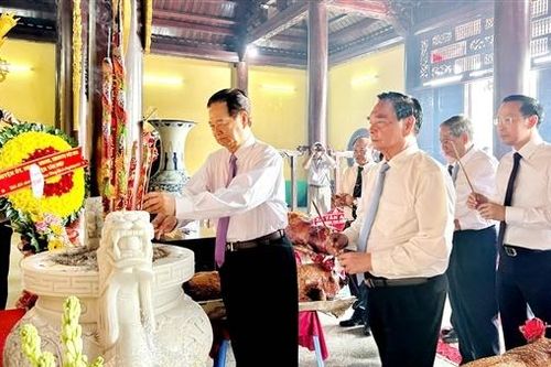 Các tỉnh, thành vùng Tây Nam Bộ dâng hương tưởng nhớ và tri ân các Vua Hùng