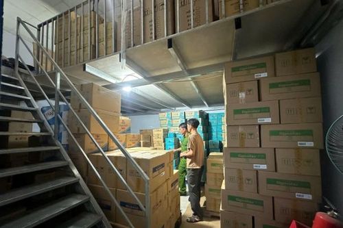Công an phường phát hiện kho thuốc tây không hóa đơn chứng từ