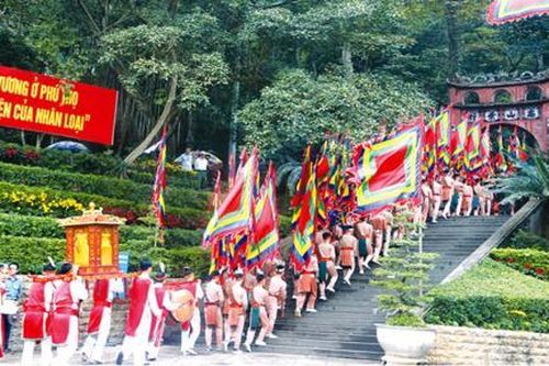 Nhớ ngày Giỗ Tổ Hùng Vương