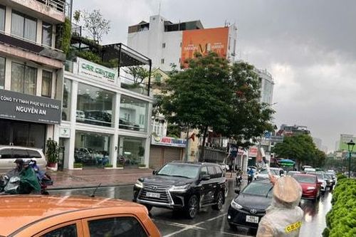 Khuyến cáo người dân di chuyển an toàn trong mưa phùn, sương mù