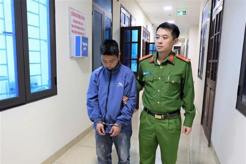 Bắt đối tượng gây rối trật tự công cộng