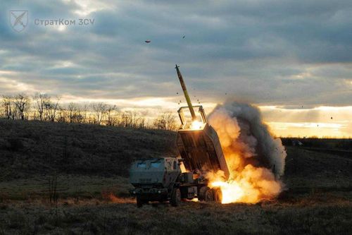 Tổ hợp M142 HIMARS và M270 MLRS sẽ tấn công bằng tên lửa đường kính nhỏ đặc biệt