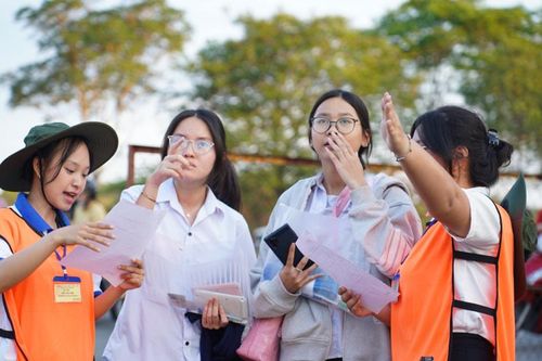 Tuyển sinh đại học 2025: Chọn ngành trước, chọn trường sau
