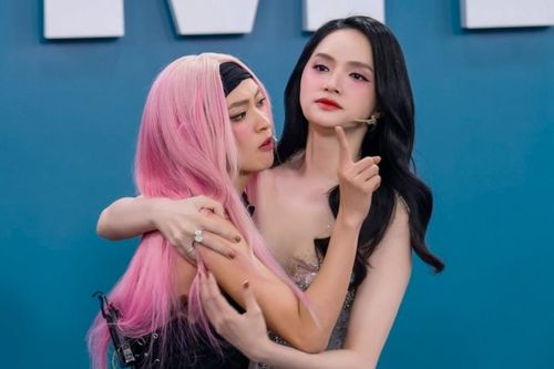 Show của Hương Giang vướng tranh cãi